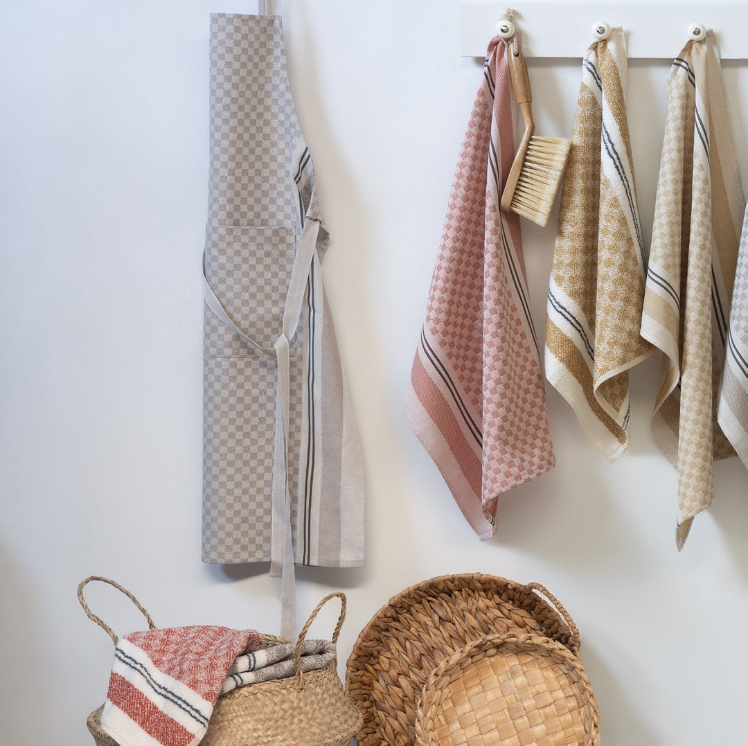 Virtuves tekstila kolekcija FORMENTERA, 100% kokvilna, dažādas krāsas, interjerā