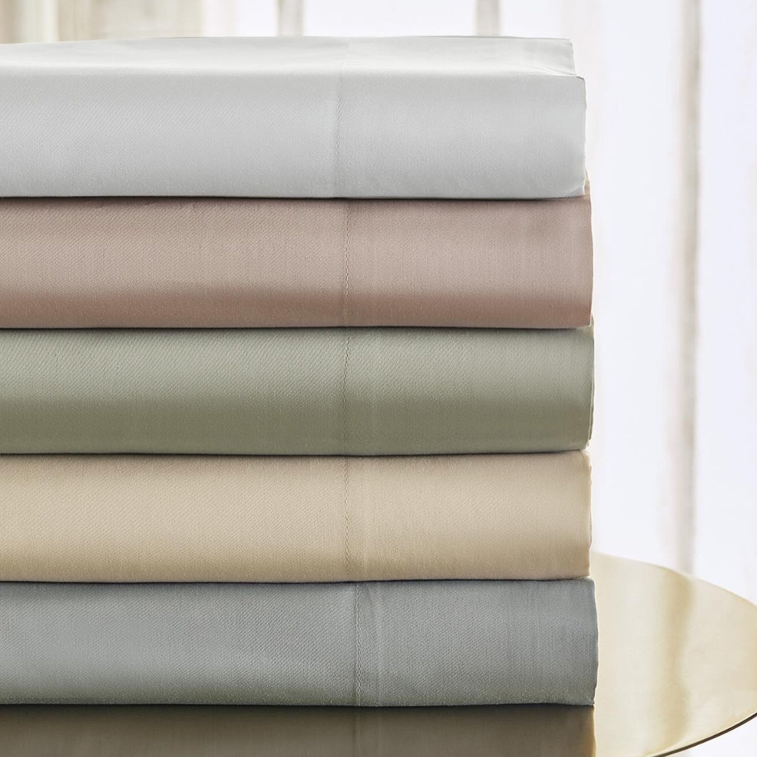 Сатиновые простыни из 100% длинноволокнистого хлопка.