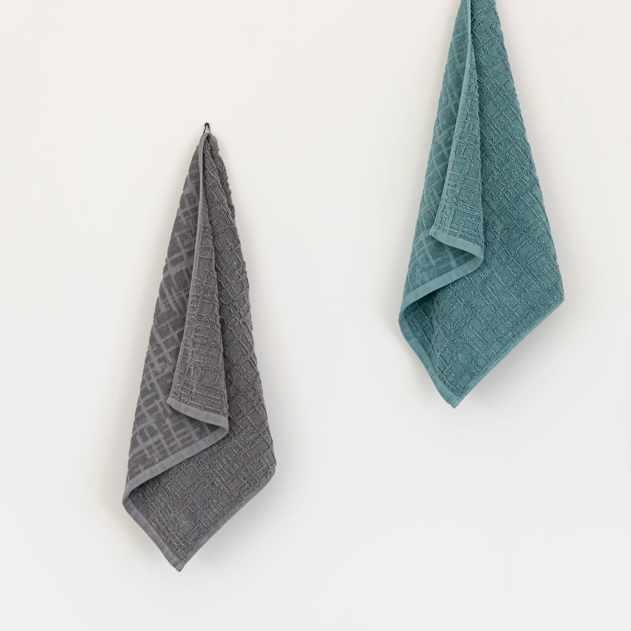 Frotē dvielis GAUFRE, 100% organic cotton, 600g/kvm, interjerā