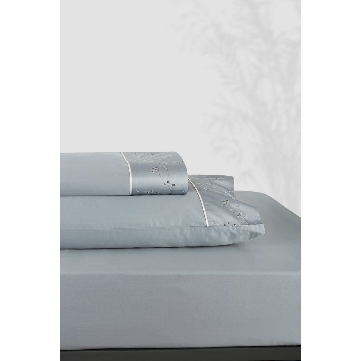 gultas veļaDUCHAMP, 100% kokvilna, 300TC satīns, ar izšuvumu, zila