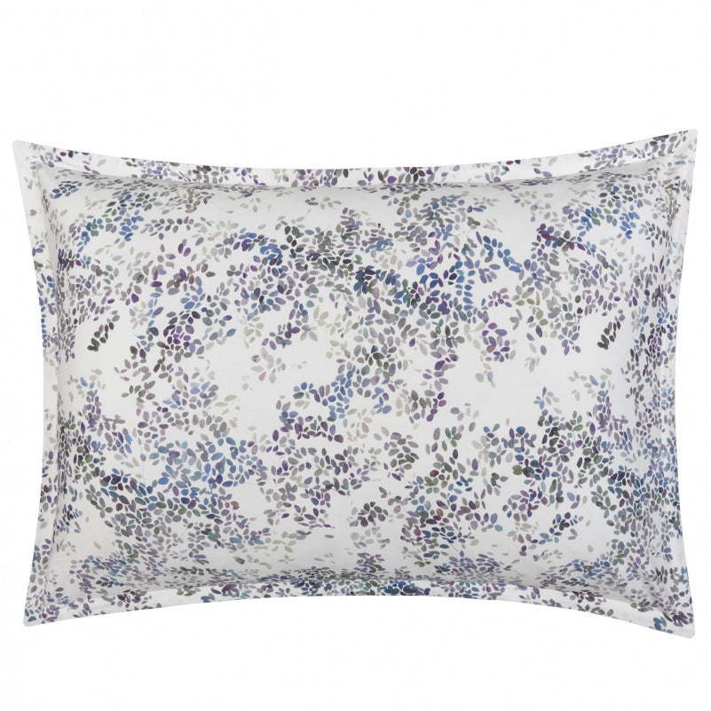 spilvendrāna BALI, 100% kokvilna, 300TC satīns, balts ar zilo ziedu rakstu