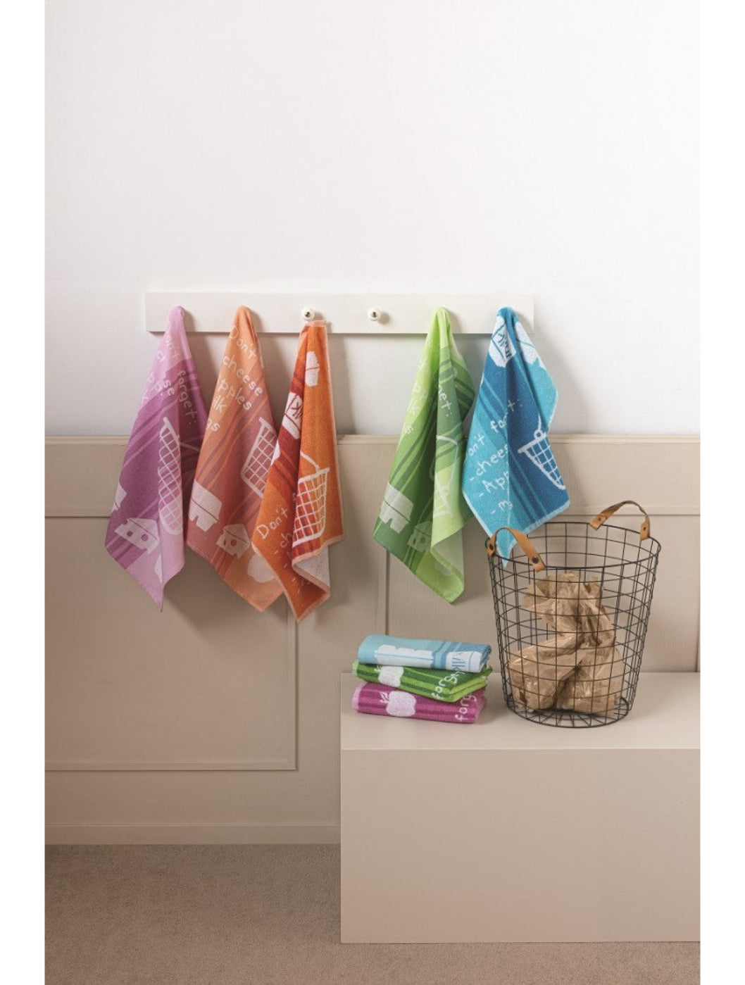 Virtuves dvieli BASKET, 100% kokvilna, spilgtās krāsas, interjerā