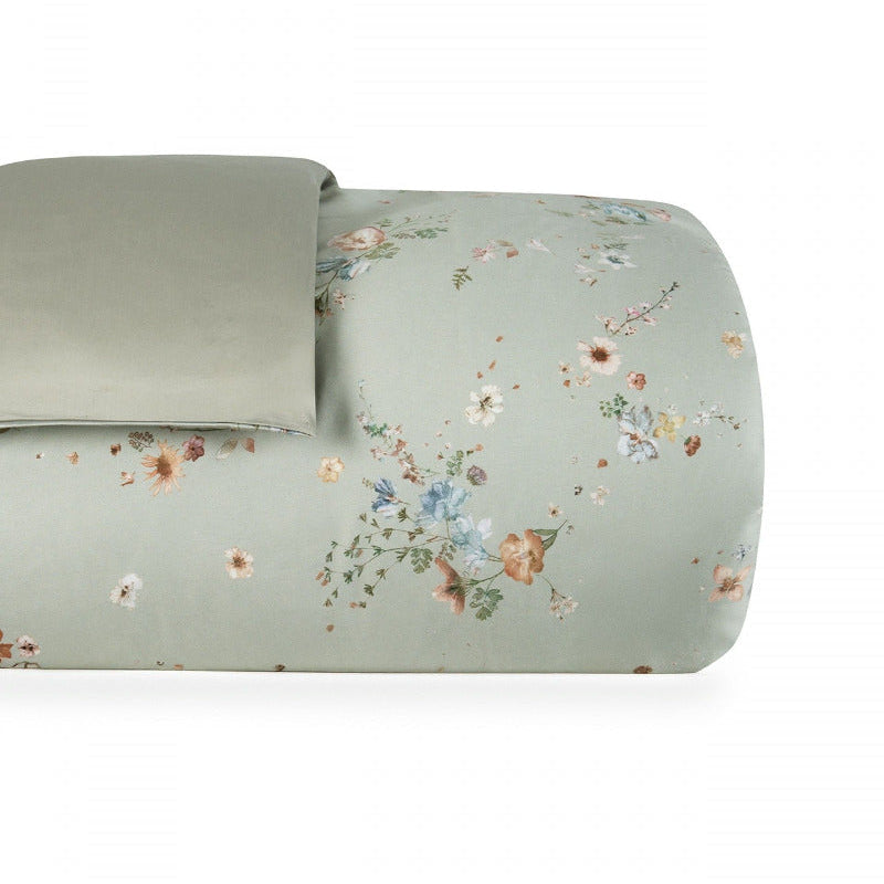 segas pārvalks BRISE, 100% kokvilna, 300TC satīns, olīvzaļs ar ziedu rakstu