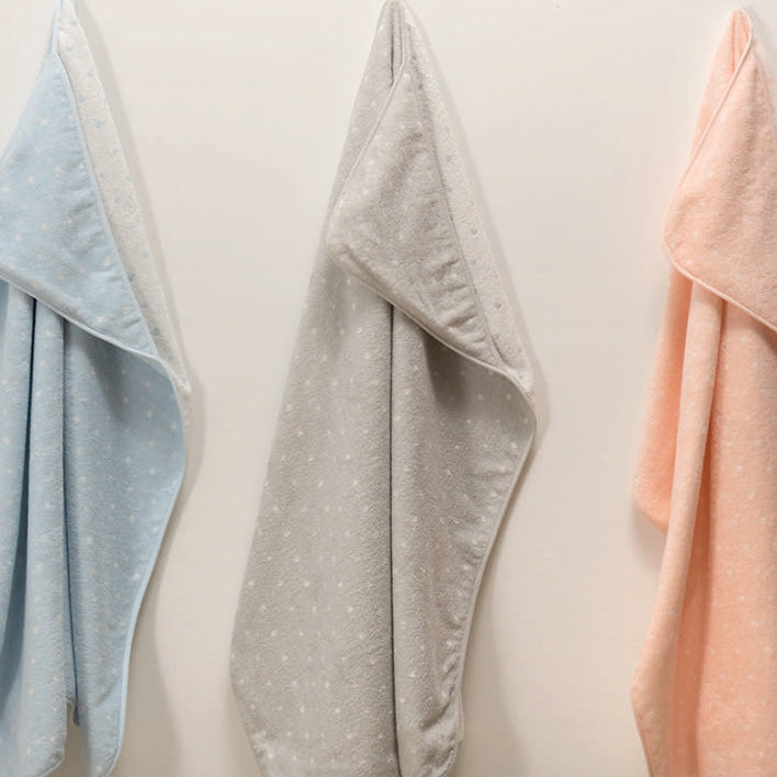 bērnu dvielļi ar kapuci PINTAS DOTS, 100% kokvilna, ar baltām punktiņām, lašu krāša, pelēka, gaiši zila