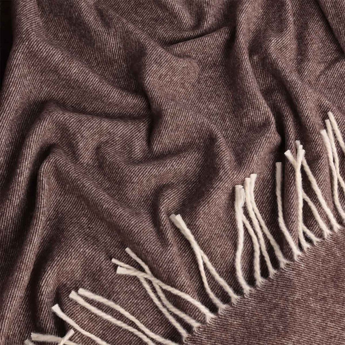 POLO brown vilnas un kašmira pleda gludās auduma faktūras tuvplāns