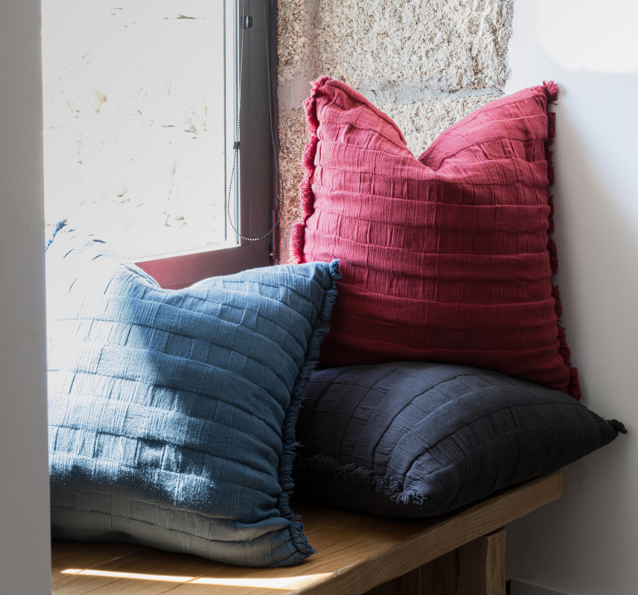 dekoratīvās spilvendrānas MALTHE, 100% BCI cotton, dažādas krāsas, interjerā