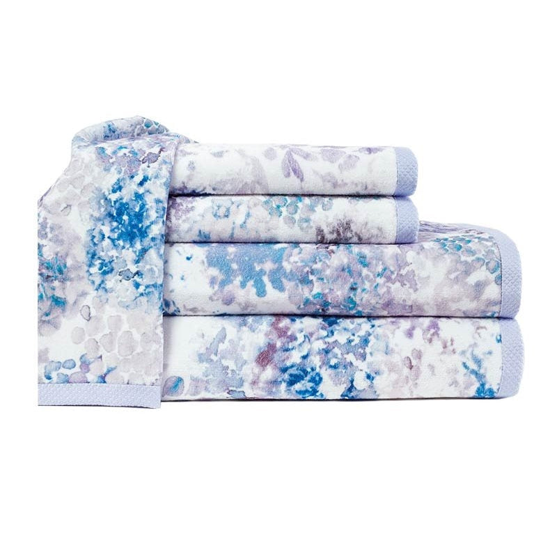 Velūra dvielis GEORGIA, 100% kokvilna, velūrs, frotē, balts ar zilo ziedu rakstu