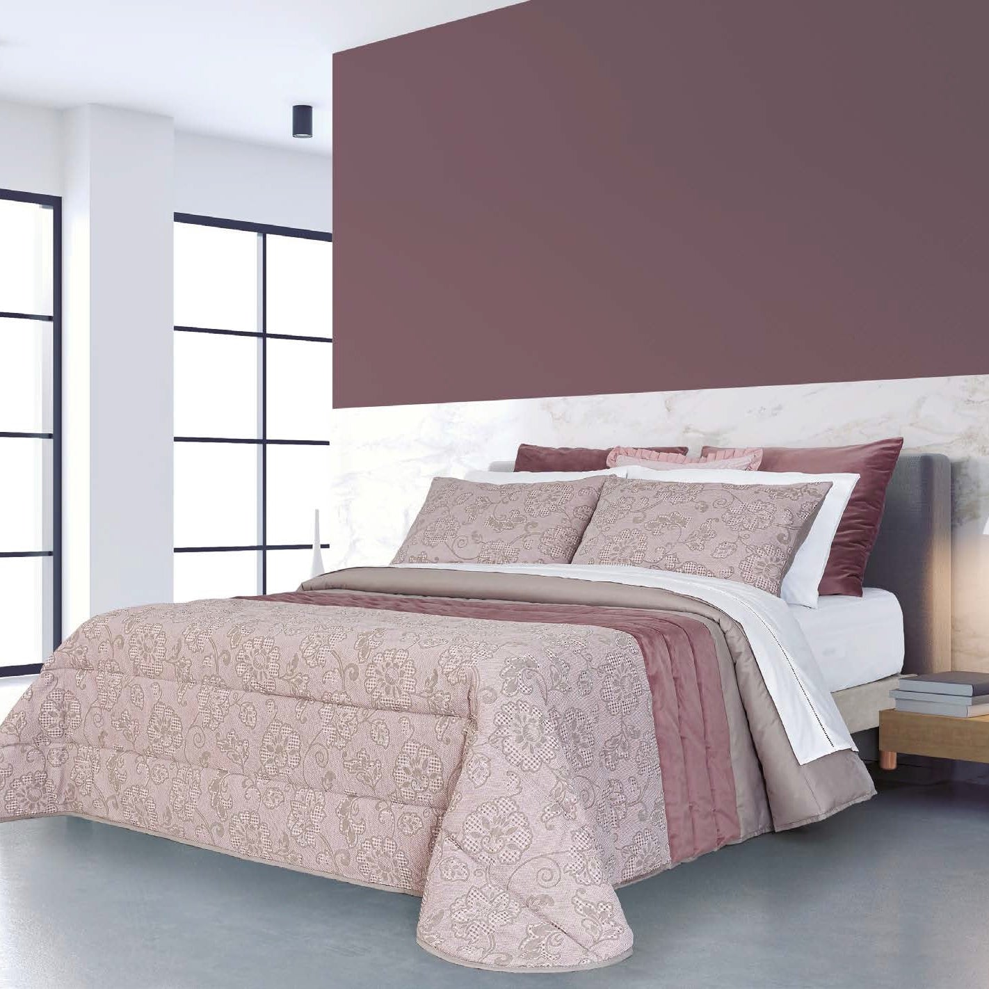 Gultas pārklājs ar pildījumu ar dekorativiem spilveniem EGO, 85% poliesters, 15% kokvilna, žakards, satīns, rozā krāsā