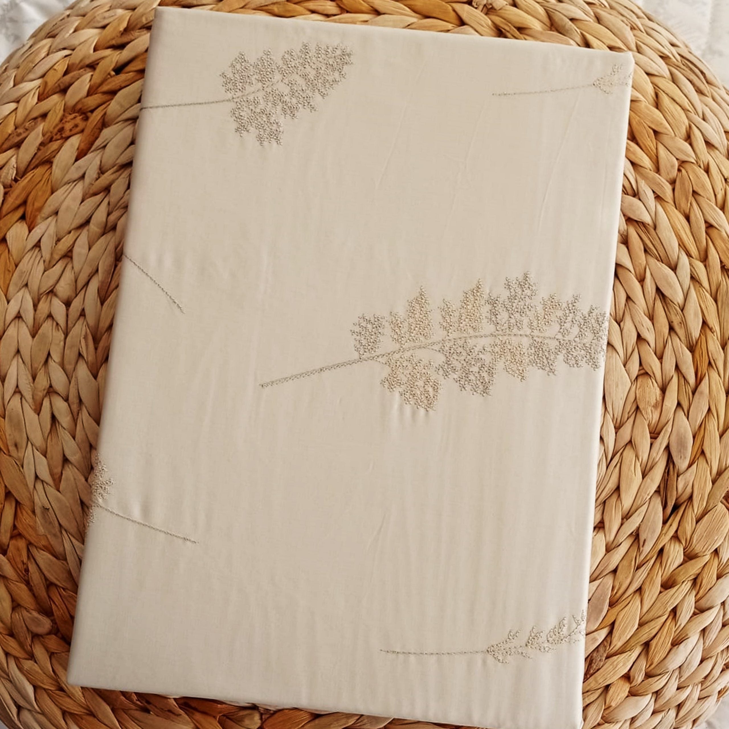 gultas veļa VIENNA 100% kokvilna, 300TC satīns,ar izšuvumu, latte