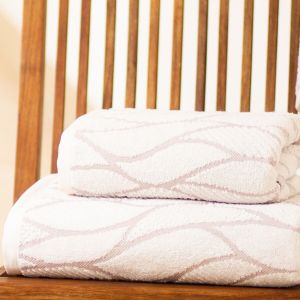 Frotē dvielis BAMBOO 70x140 white/pink 75% kokvilna 25% bambuss